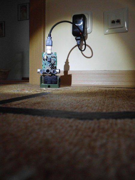 Datei:IR-bake mit netzteil kpl stehend.JPG